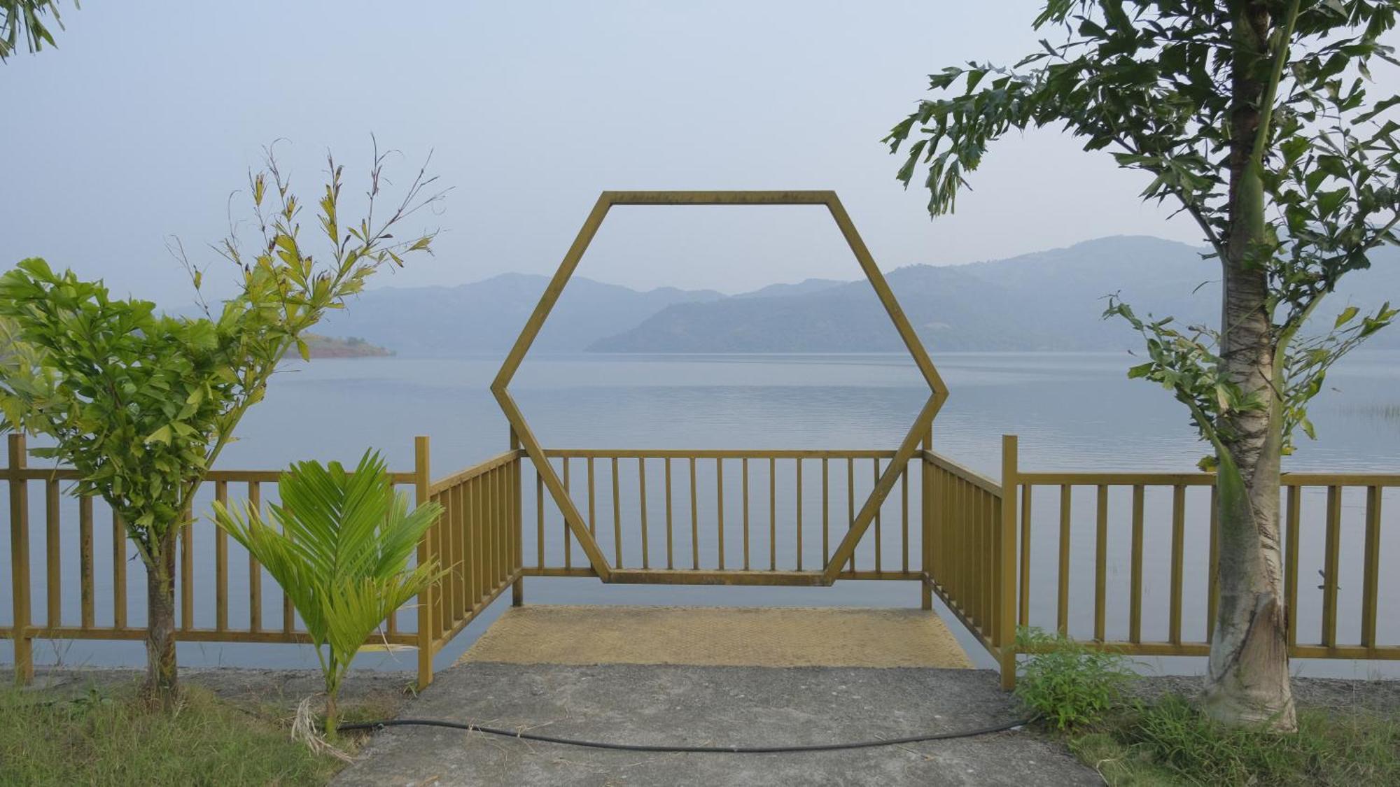 Swiss Lake Resort Lavasa Εξωτερικό φωτογραφία
